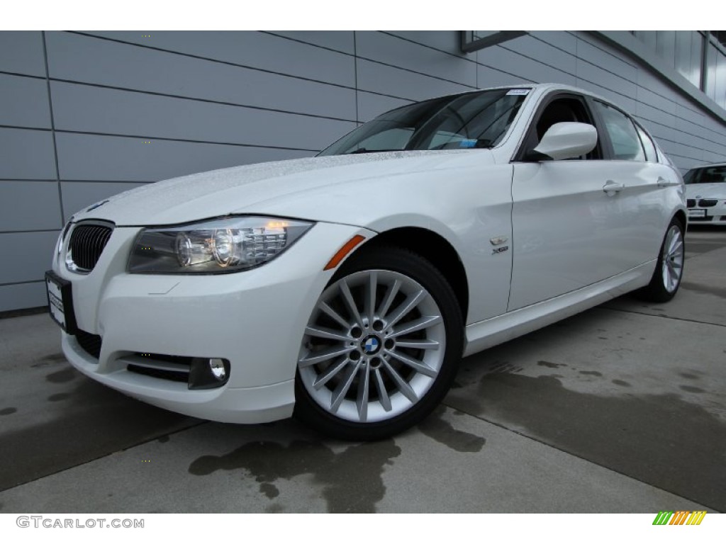 Alpine White BMW 3 Series