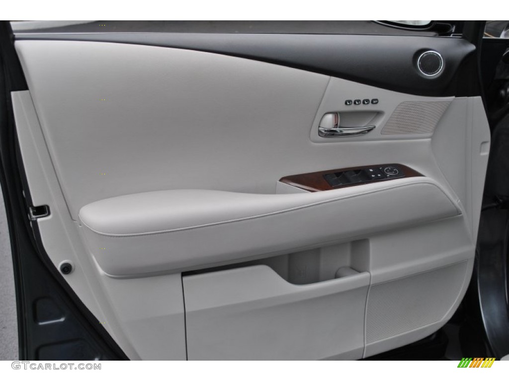 2011 Lexus RX 350 AWD Light Gray Door Panel Photo #59596572