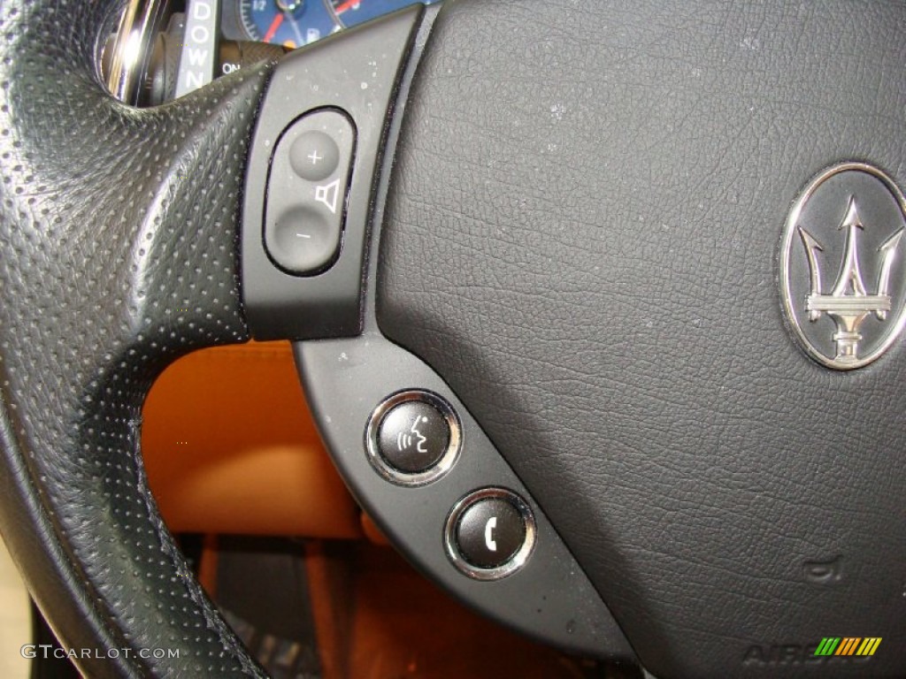 2009 Maserati Quattroporte Standard Quattroporte Model Controls Photo #59598417