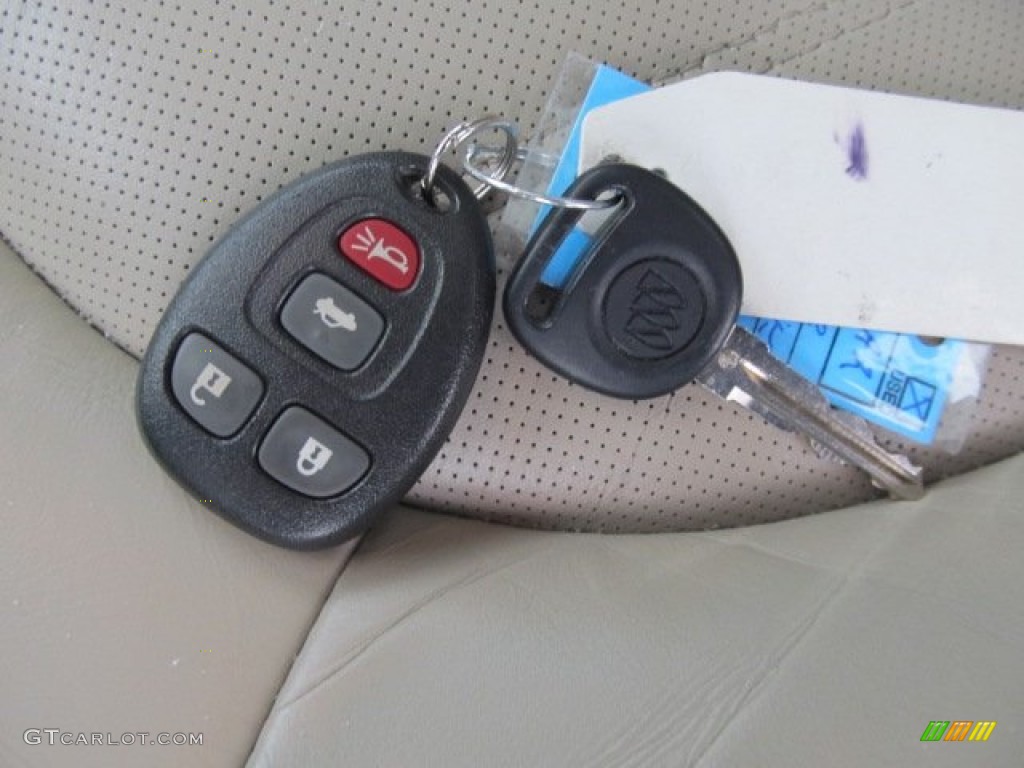 2008 Buick Lucerne CXL Special Edition Keys Photo #59598885