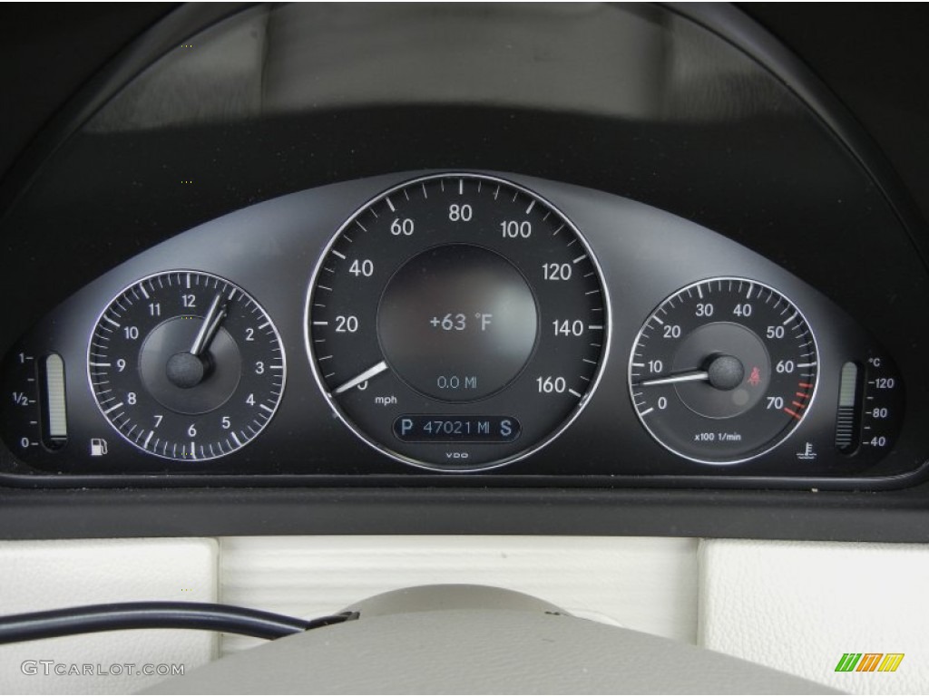 2008 Mercedes-Benz CLK 550 Cabriolet Gauges Photo #59599248
