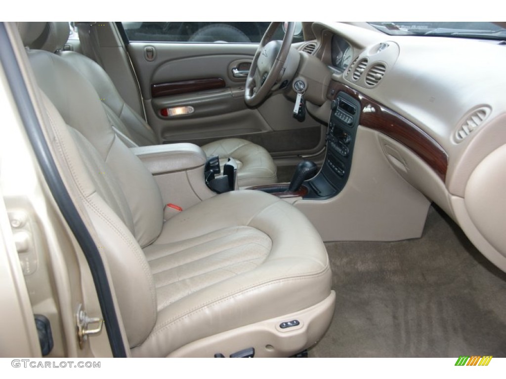 2001 LHS Sedan - Champagne Pearl / Light Taupe photo #14