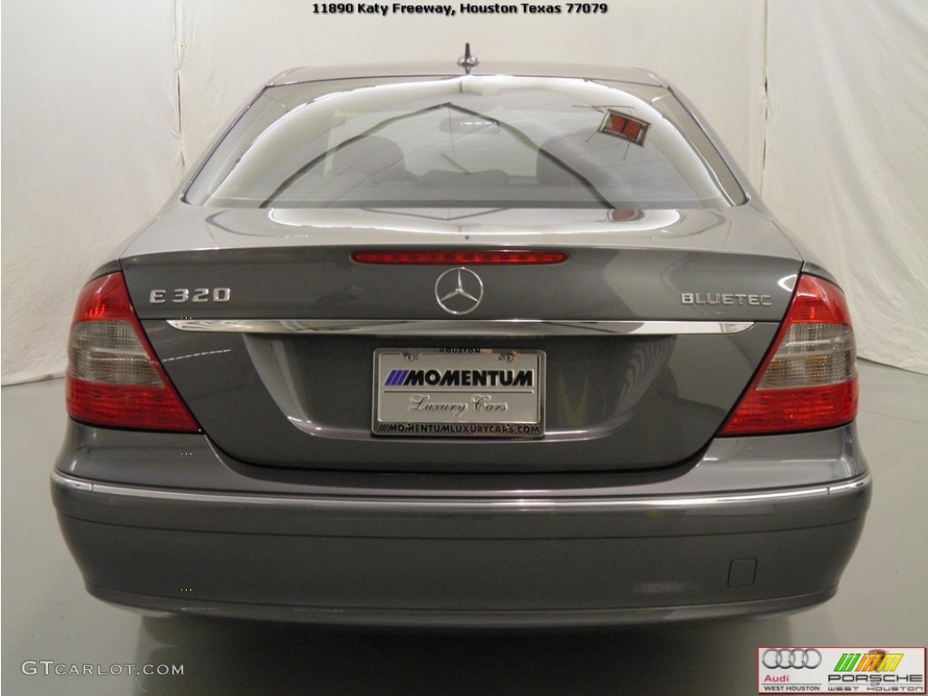2008 E 320 BlueTEC Sedan - Flint Grey Metallic / Ash photo #21
