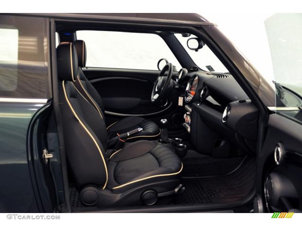 Lounge Carbon Black Leather Interior 2010 Mini Cooper S Clubman Photo #59601393
