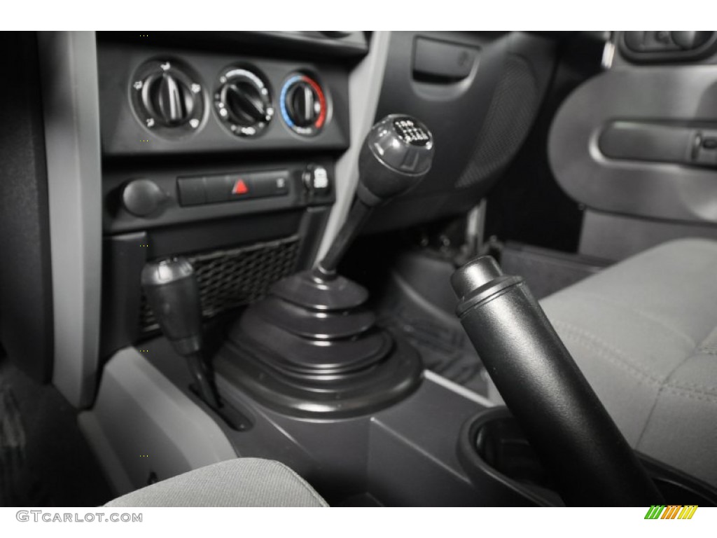 2009 Jeep Wrangler Sahara 4x4 6 Speed Manual Transmission Photo #59602218