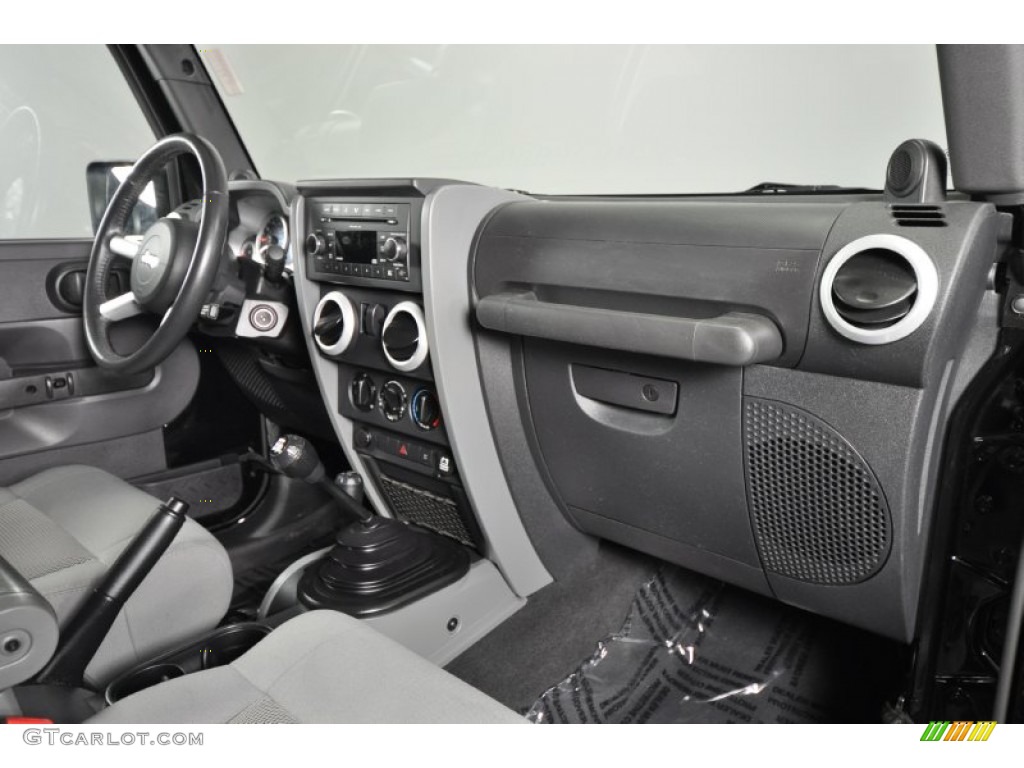2009 Jeep Wrangler Sahara 4x4 Dark Slate Gray/Medium Slate Gray Dashboard Photo #59602254