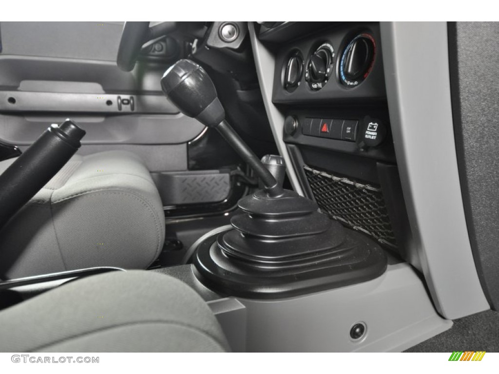2009 Jeep Wrangler Sahara 4x4 6 Speed Manual Transmission Photo #59602275