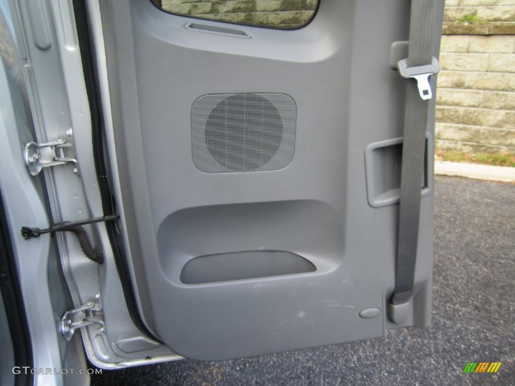 2005 Tacoma V6 TRD Access Cab 4x4 - Silver Streak Mica / Graphite Gray photo #19