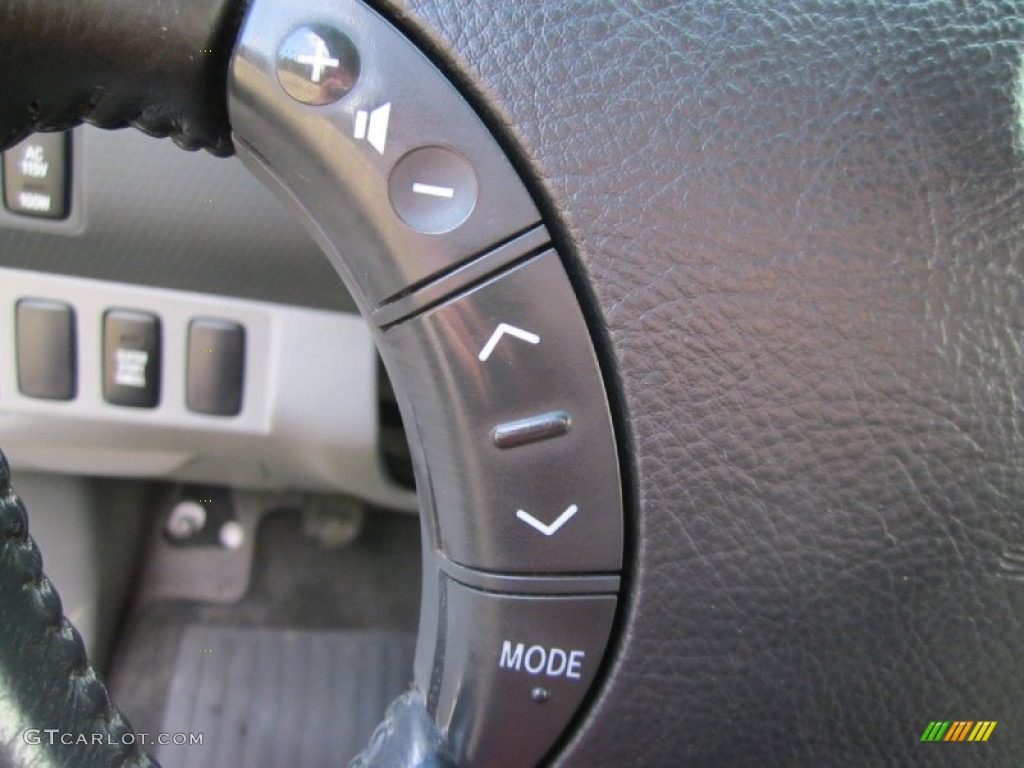 2005 Tacoma V6 TRD Access Cab 4x4 - Silver Streak Mica / Graphite Gray photo #27