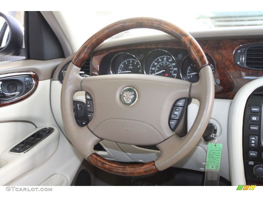 2005 Jaguar XJ Vanden Plas Steering Wheel Photos