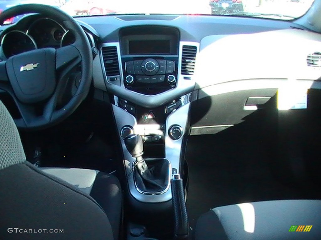 2012 Chevrolet Cruze LS Jet Black/Medium Titanium Dashboard Photo #59608383