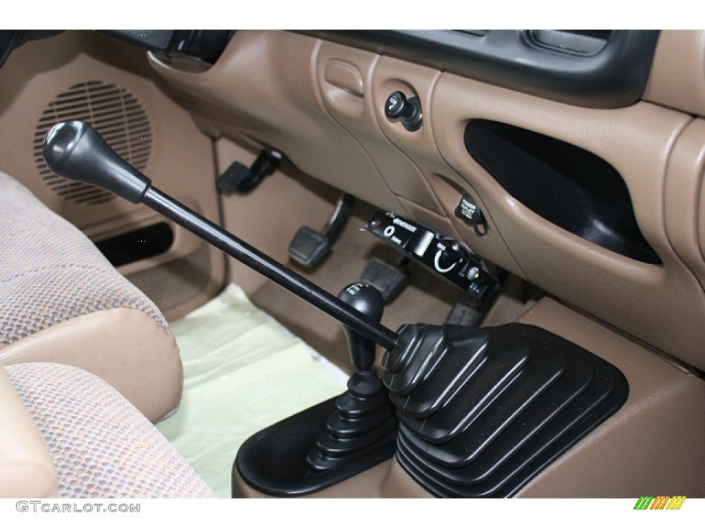 2000 Dodge Ram 2500 SLT Extended Cab 4x4 Transmission Photos