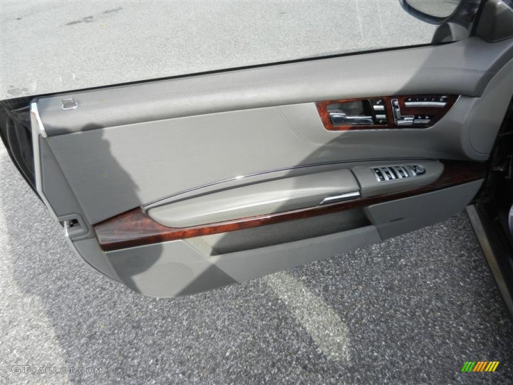 2008 Mercedes-Benz CL 550 Grey/Dark Grey Door Panel Photo #59609484