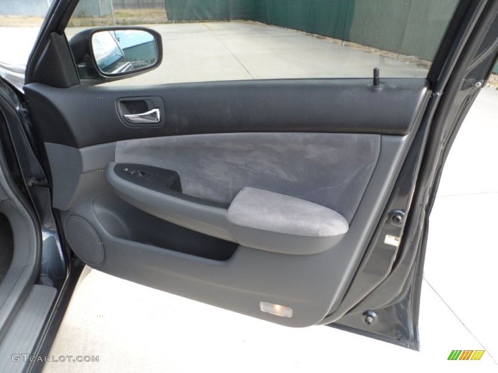 2004 Honda Accord LX Sedan Gray Door Panel Photo #59612190