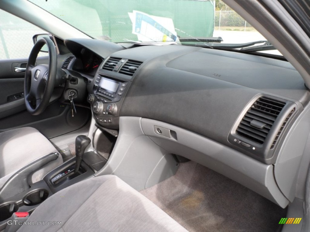 2004 Honda Accord LX Sedan Gray Dashboard Photo #59612199