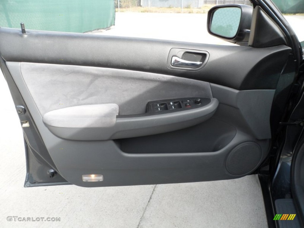 2004 Honda Accord LX Sedan Gray Door Panel Photo #59612260