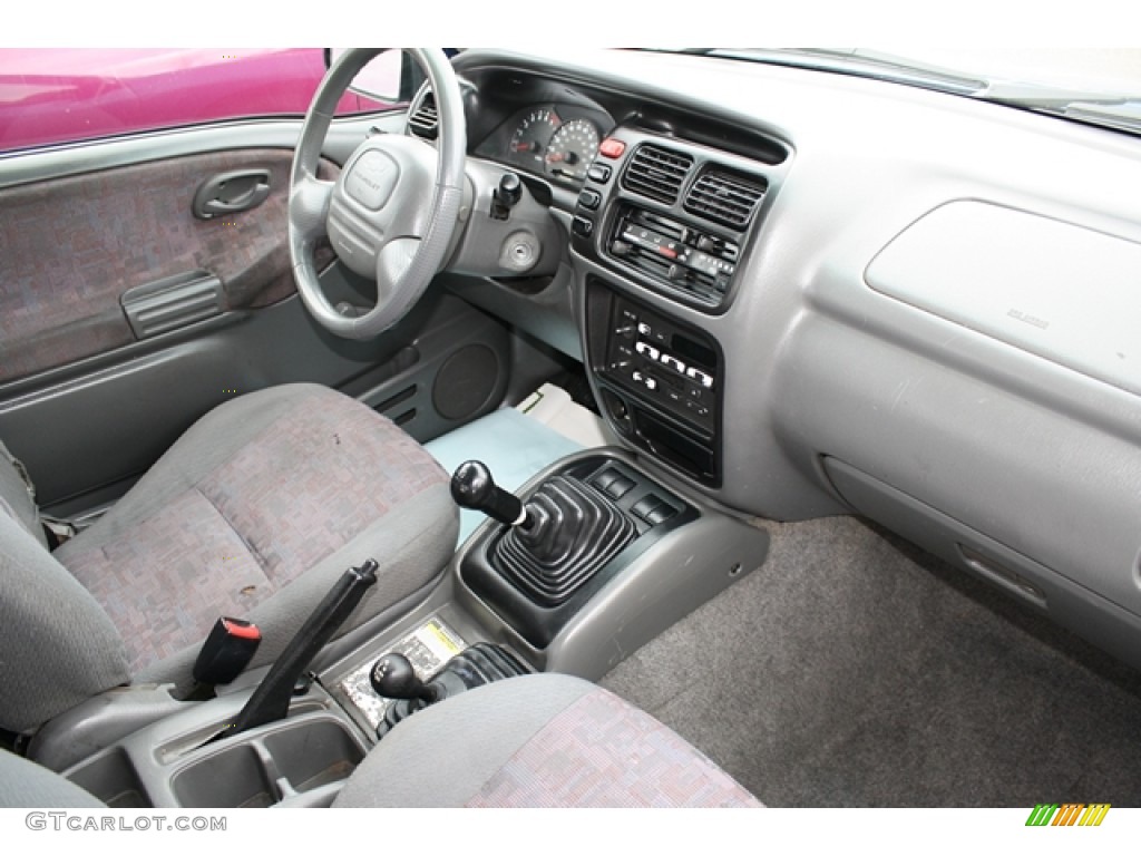 2001 Chevrolet Tracker Soft Top 4WD Medium Gray Dashboard Photo #59613546