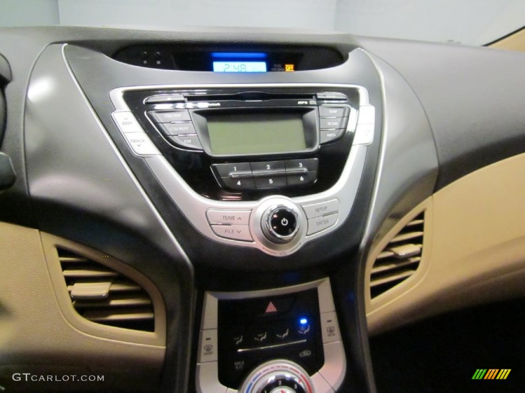 2011 Hyundai Elantra GLS Controls Photo #59613654