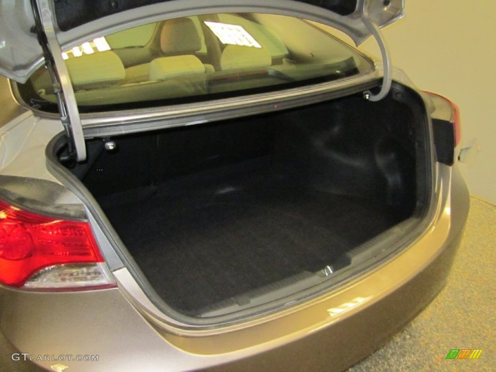 2011 Hyundai Elantra GLS Trunk Photo #59613696