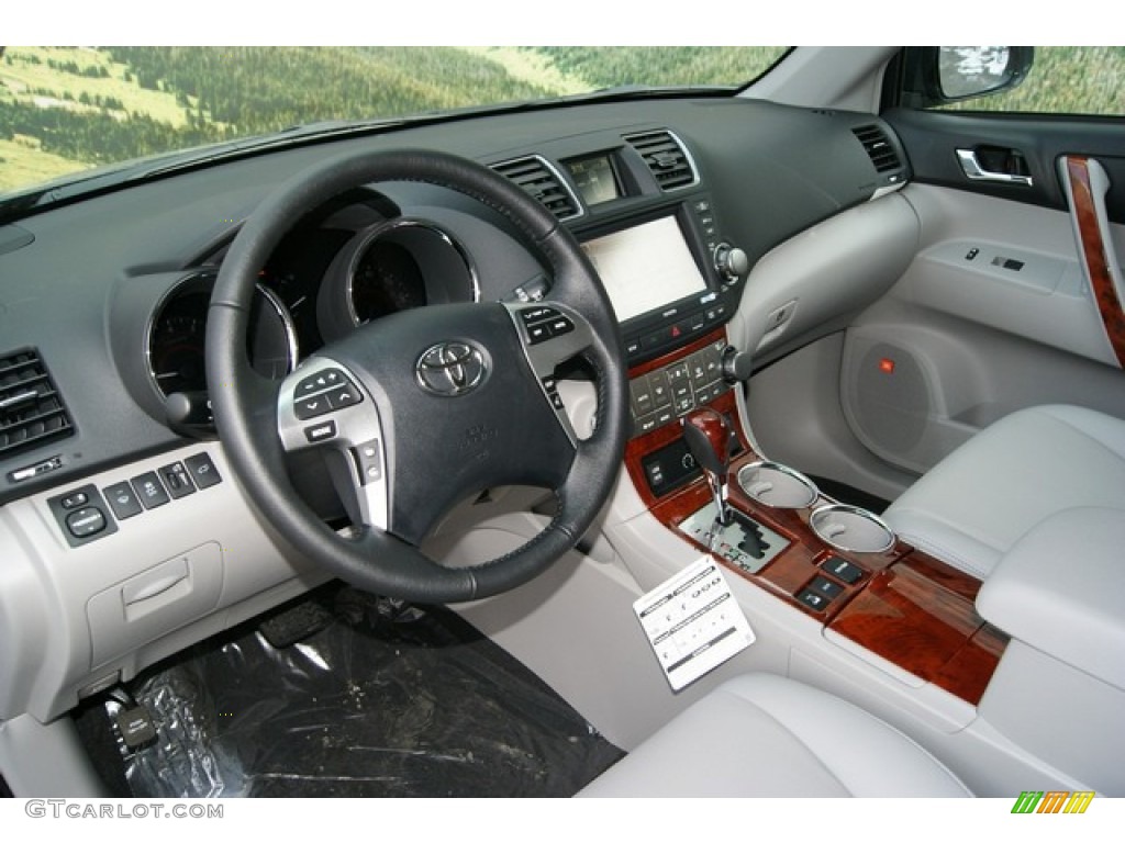 Ash Interior 2012 Toyota Highlander Limited 4WD Photo #59614710