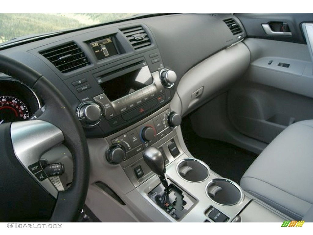 2012 Toyota Highlander SE 4WD Ash Dashboard Photo #59614878