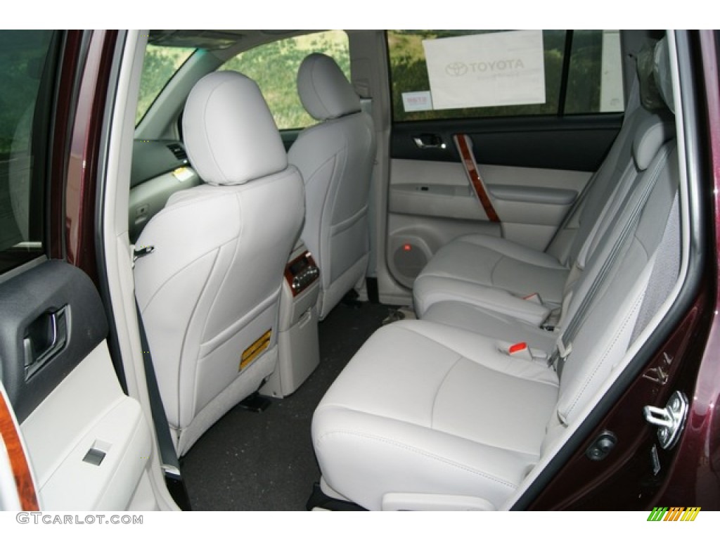 Ash Interior 2012 Toyota Highlander Limited 4WD Photo #59615187