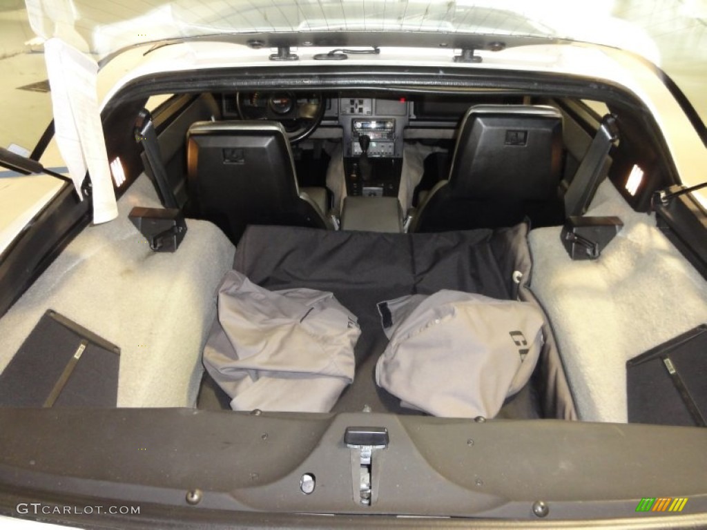 1986 Chevrolet Corvette Coupe Trunk Photos