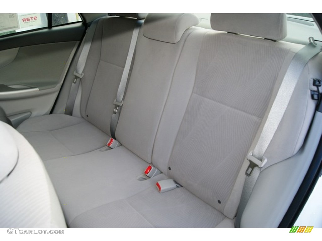 2012 Corolla LE - Super White / Ash photo #9