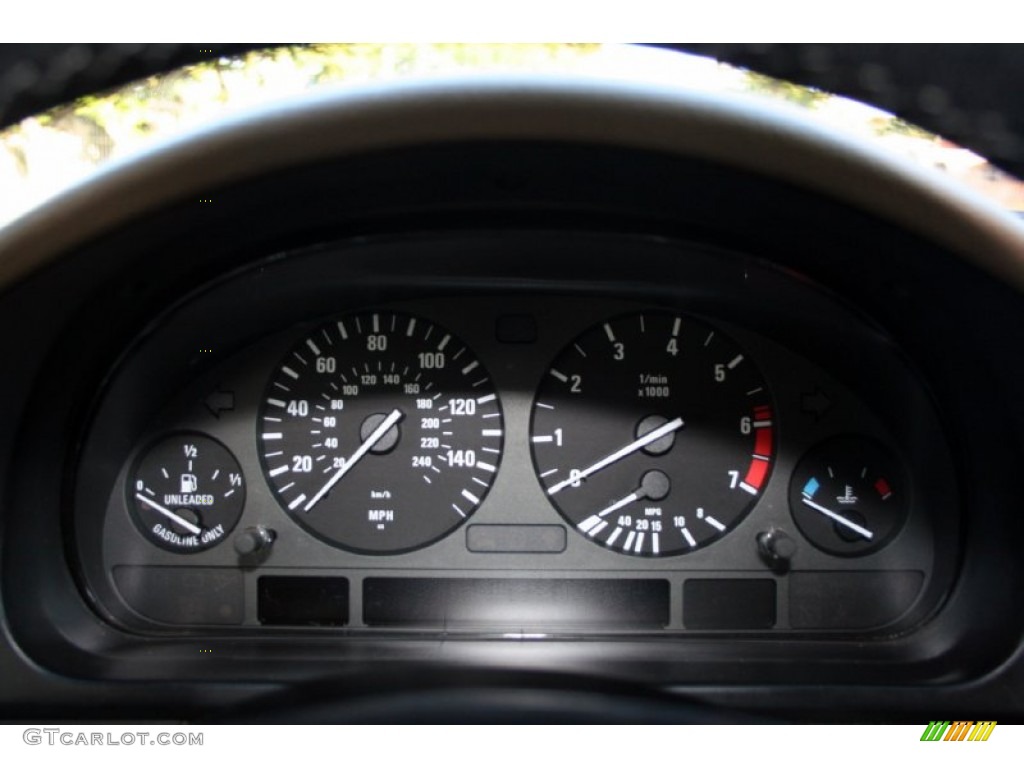 2003 BMW 5 Series 540i Sedan Gauges Photo #59617440