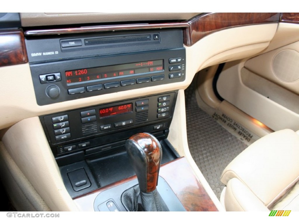 2003 BMW 5 Series 540i Sedan Controls Photos