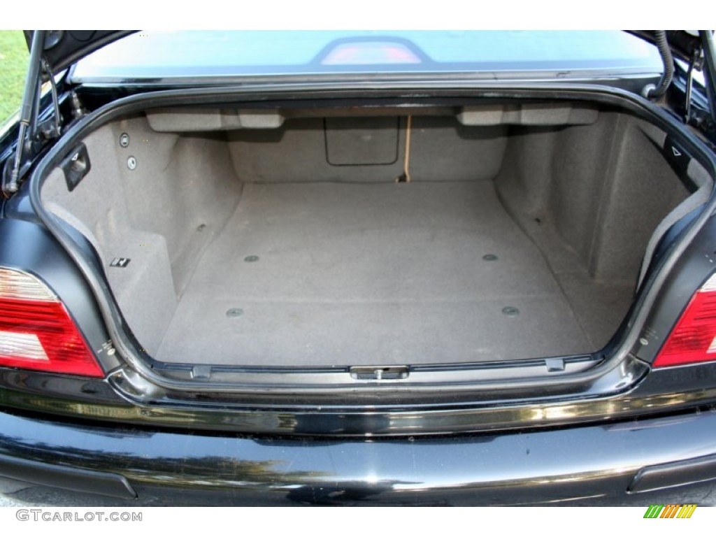 2003 BMW 5 Series 540i Sedan Trunk Photo #59617620