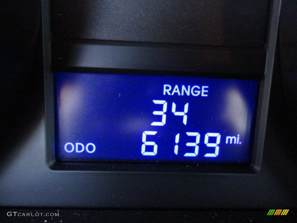 2011 Genesis Coupe 2.0T - Acqua Minerale Blue / Black Cloth photo #21