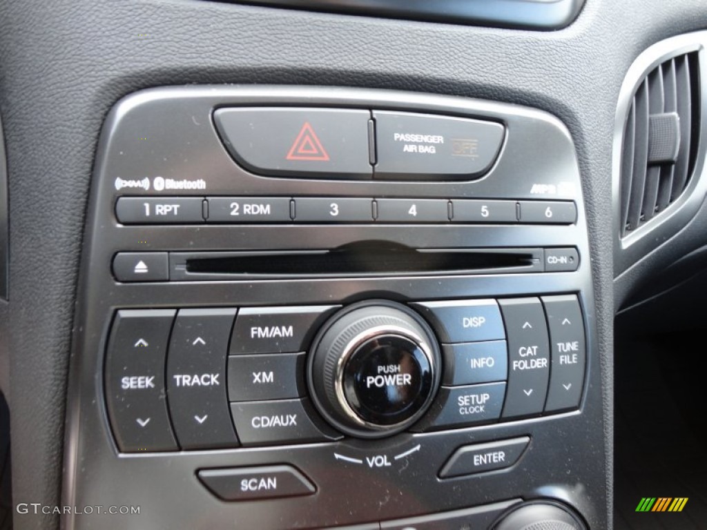 2011 Hyundai Genesis Coupe 2.0T Controls Photo #59617668