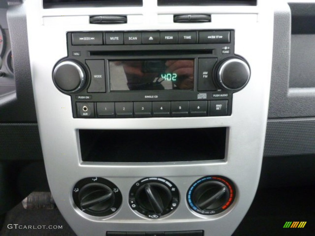 2008 Jeep Compass Sport 4x4 Controls Photo #59618805