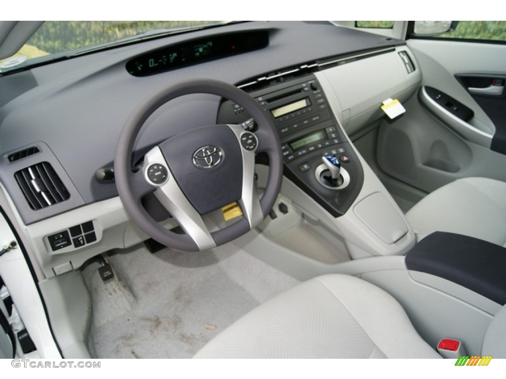 Misty Gray Interior 2011 Toyota Prius Hybrid II Photo #59618844