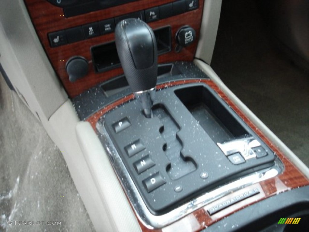 2005 Grand Cherokee Limited 4x4 - Black / Dark Khaki/Light Graystone photo #13