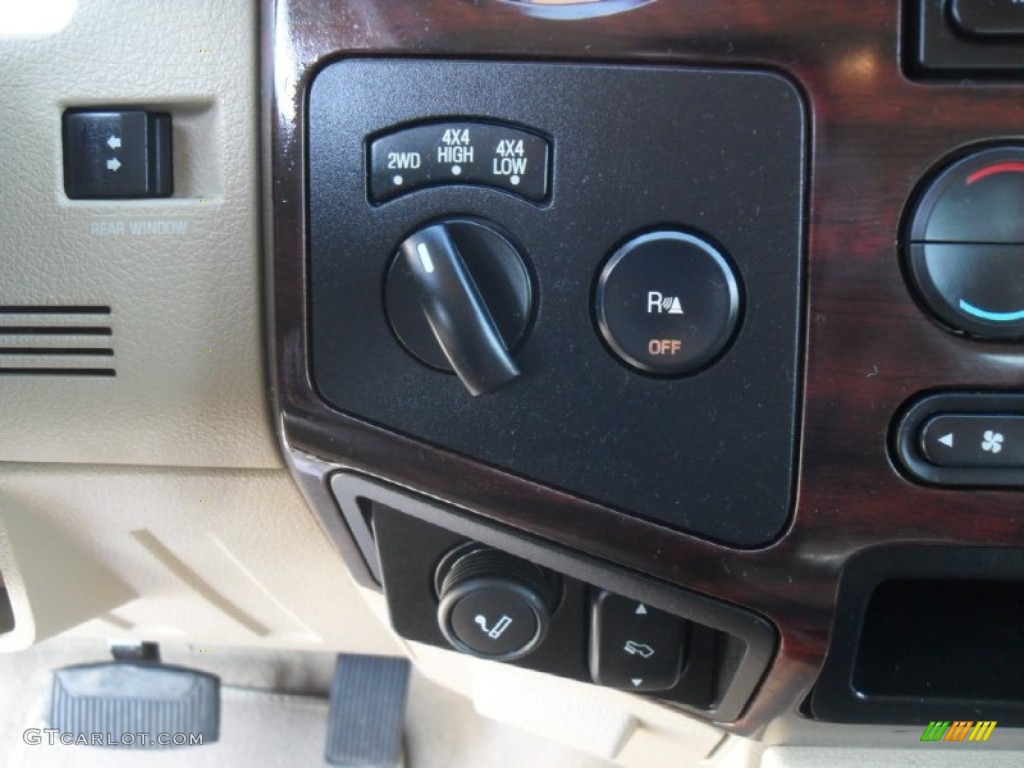 2008 Ford F250 Super Duty Lariat Crew Cab 4x4 Controls Photo #59621115
