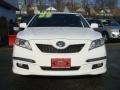 Super White - Camry SE Photo No. 2
