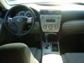 Super White - Camry SE Photo No. 9