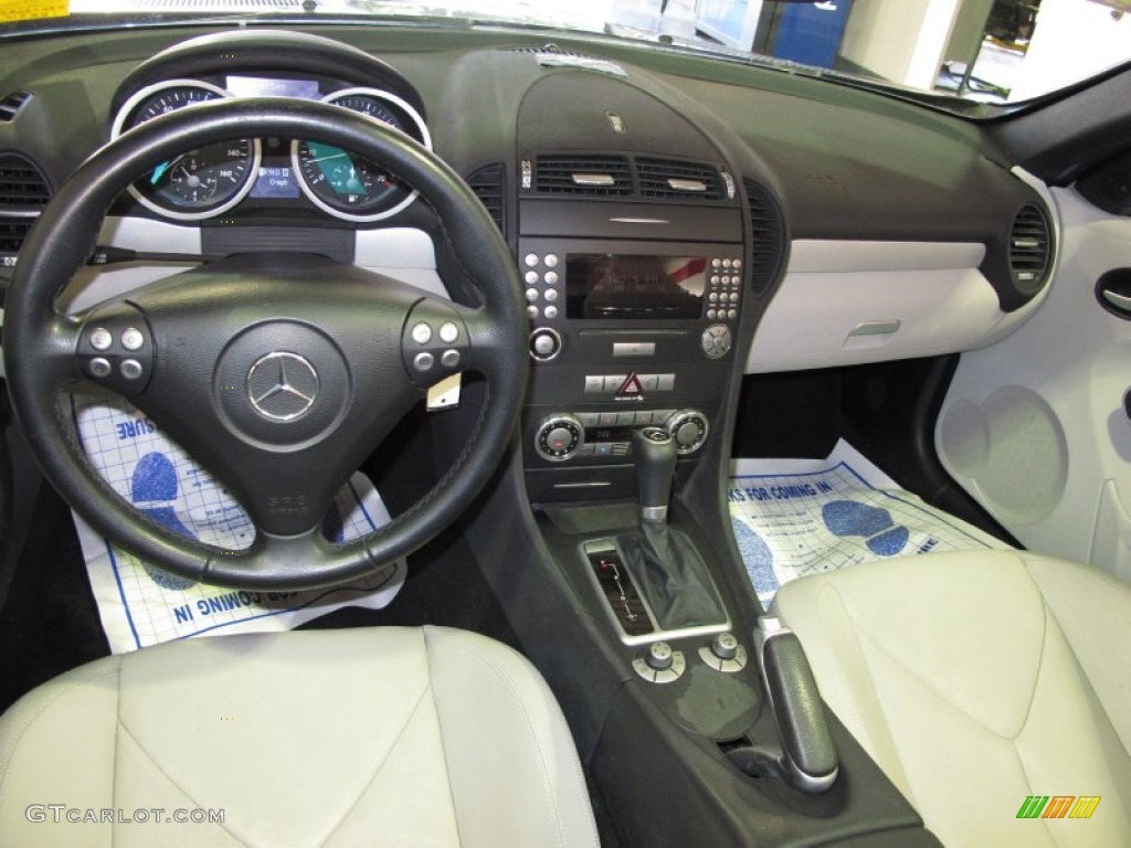 2005 Mercedes-Benz SLK 350 Roadster Ash Grey Dashboard Photo #59623349