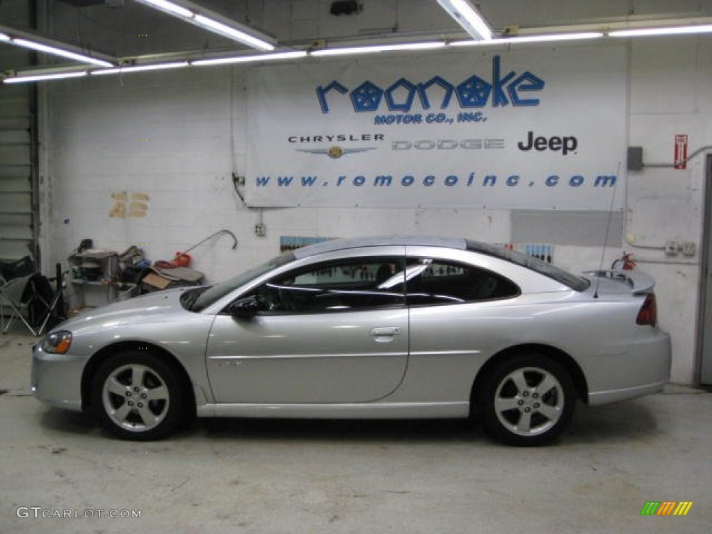 2004 Stratus R/T Coupe - Ice Silver Pearlcoat / Black photo #21