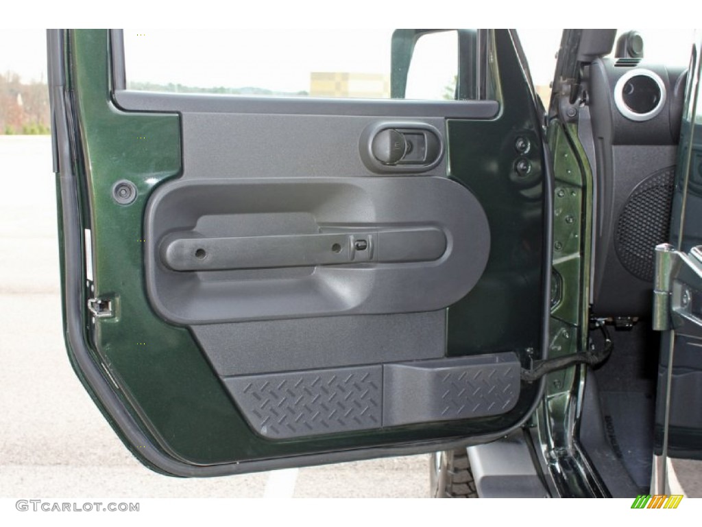 2010 Jeep Wrangler Unlimited Sahara 4x4 Dark Slate Gray/Medium Slate Gray Door Panel Photo #59623929