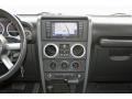 2010 Jeep Wrangler Unlimited Sahara 4x4 Controls