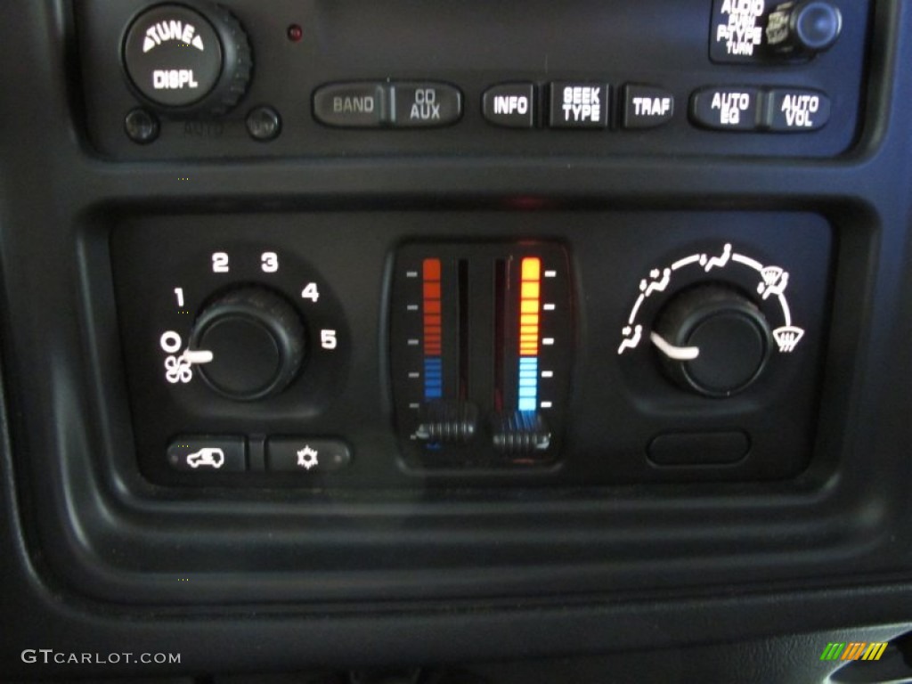 2004 Chevrolet Silverado 1500 LT Extended Cab Controls Photos