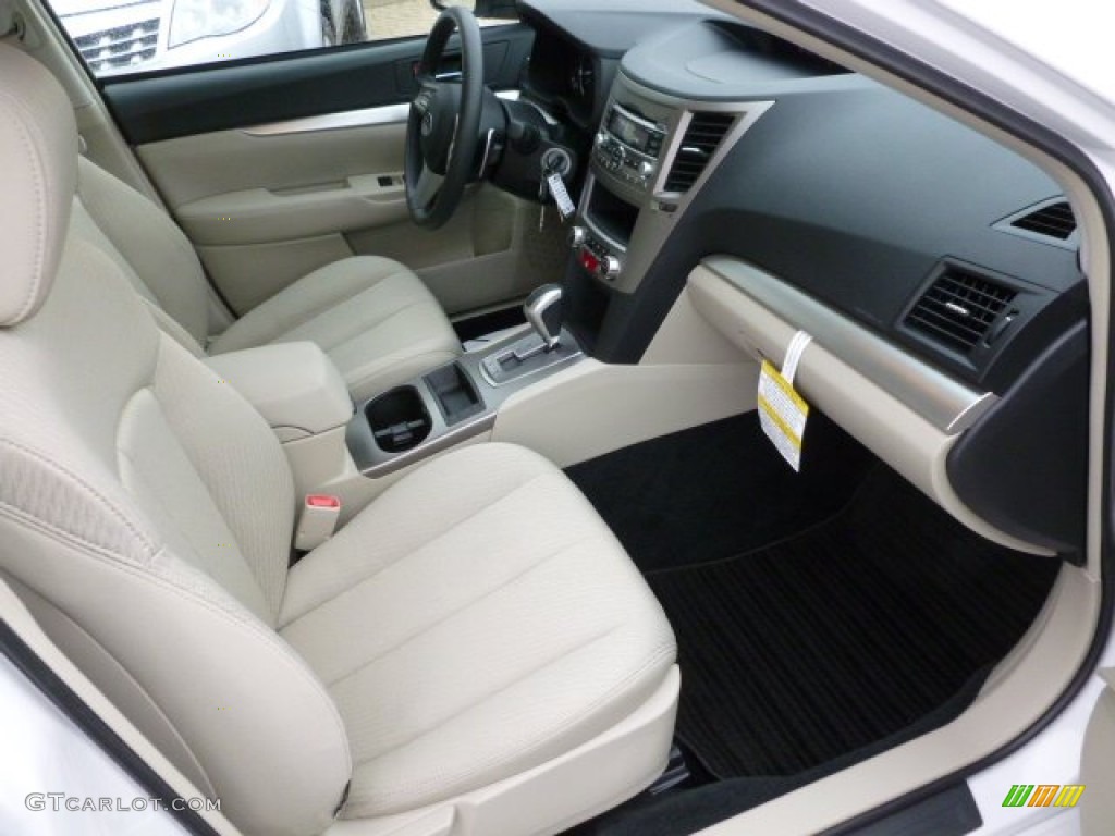 Warm Ivory Interior 2011 Subaru Legacy 2.5i Photo #59625011