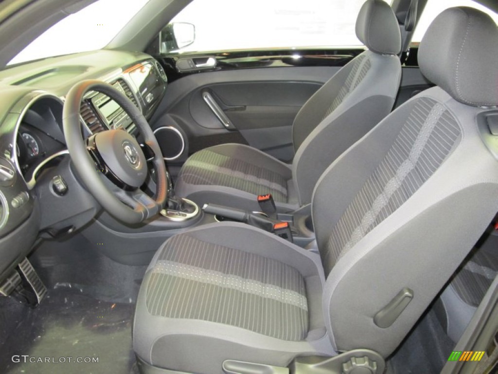 Titan Black Interior 2012 Volkswagen Beetle Turbo Photo #59625690