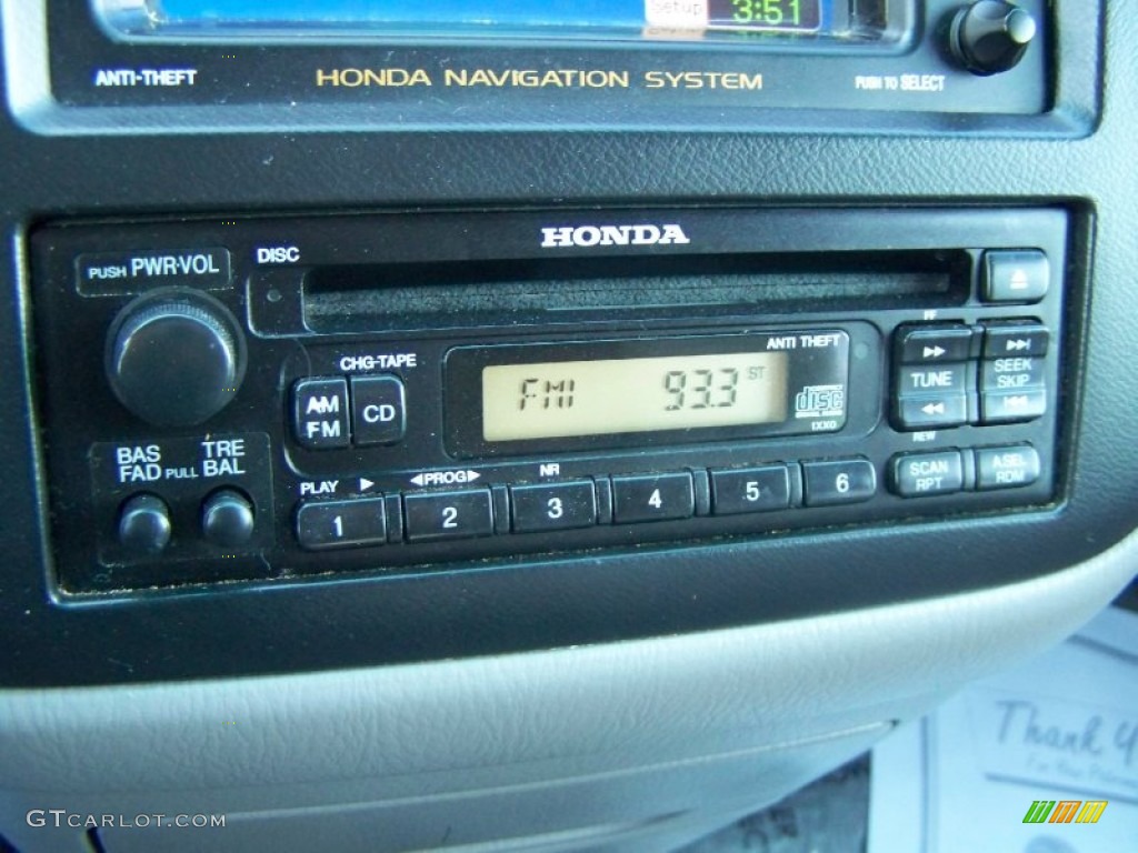 2000 Honda Odyssey EX Audio System Photo #59625705