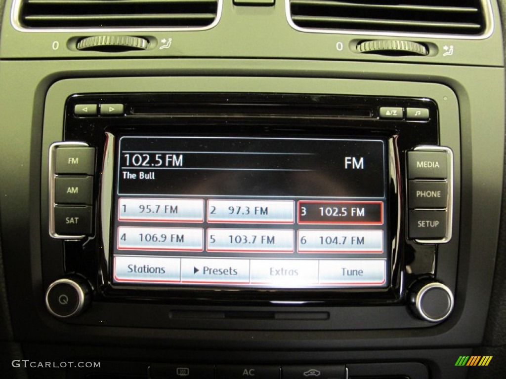 2012 Volkswagen GTI 4 Door Controls Photo #59625873