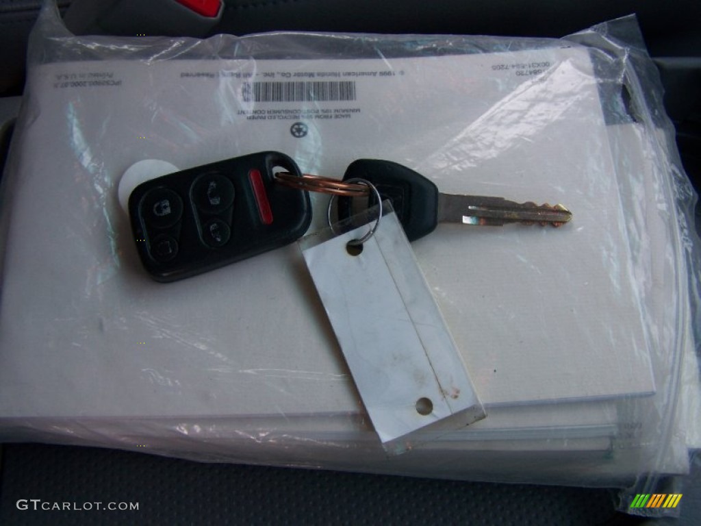 2000 Honda Odyssey EX Keys Photos