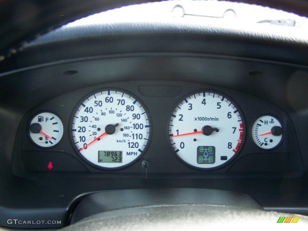 2001 Nissan Pathfinder LE 4x4 Gauges Photo #59626071